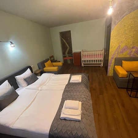 Boutique Kosher Hotel Tourfa Tbilisi Eksteriør billede